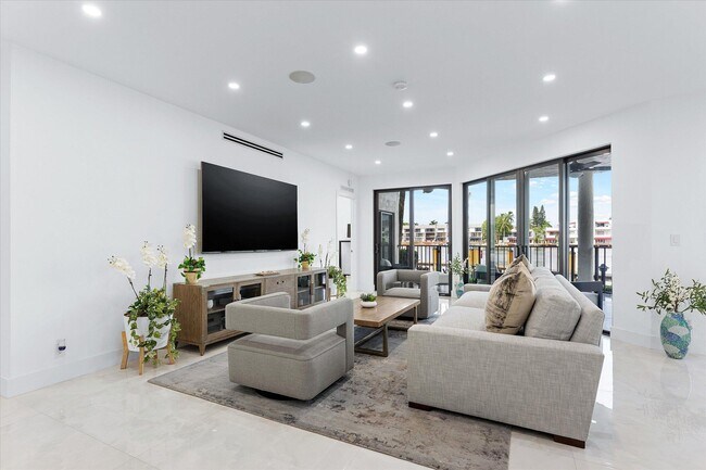 Building Photo - 800 Andrews Ave