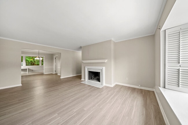 Building Photo - 103 La Rue Pl NW