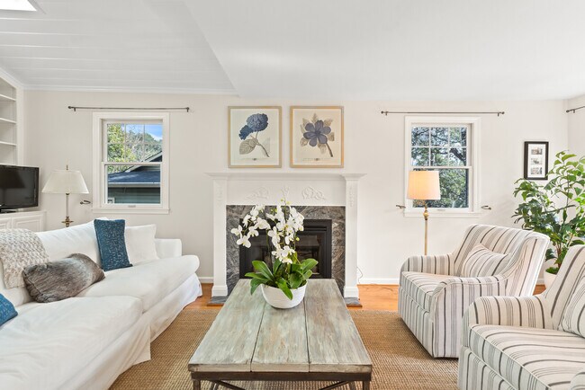 Building Photo - 113 Tynan Way