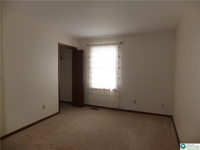 Building Photo - 1207 Kressler Rd