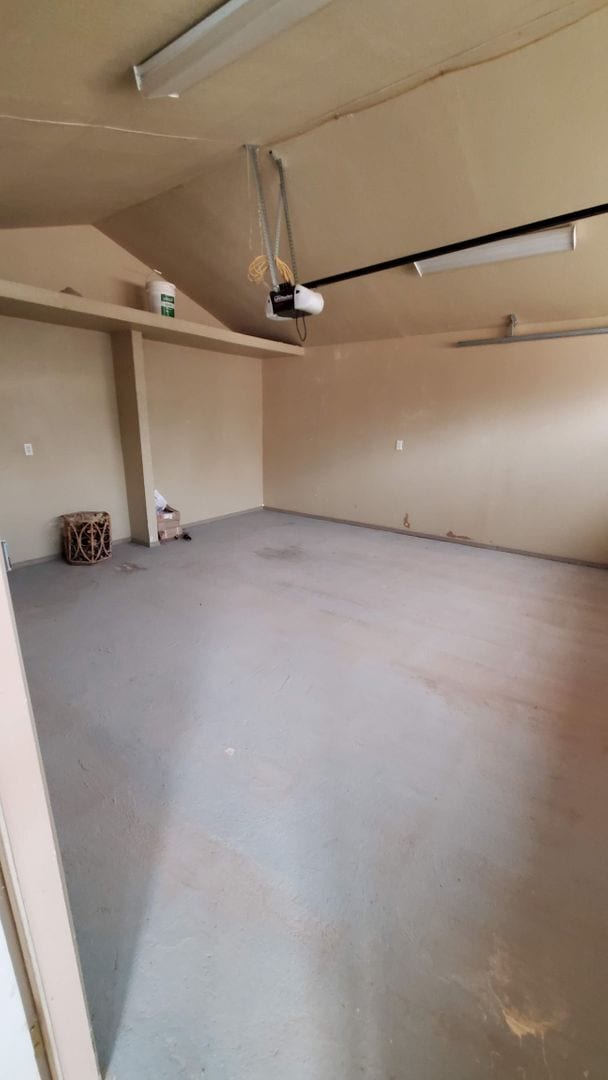 Building Photo - 304 Calle Al Rumbo