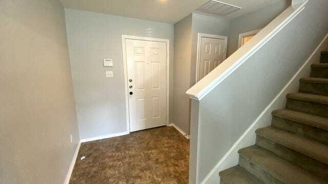 Building Photo - 2334 Cats Paw View