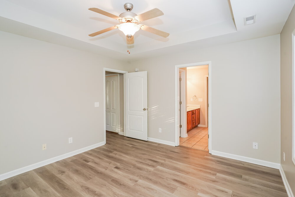 Building Photo - 723 Wildwood Dr