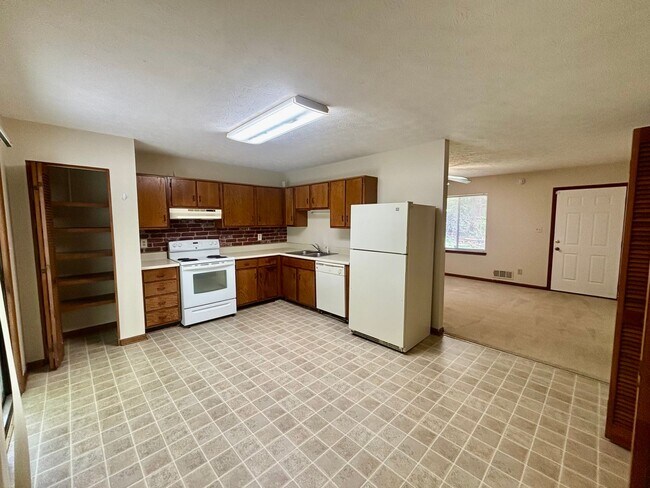 Building Photo - 358 Bradley Woods Ct NW