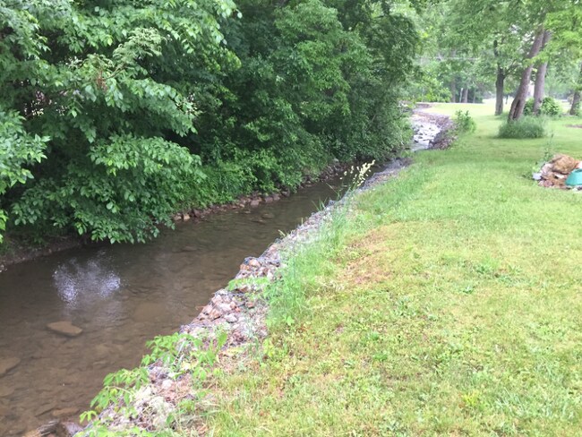 Building Photo - 12589 Main St