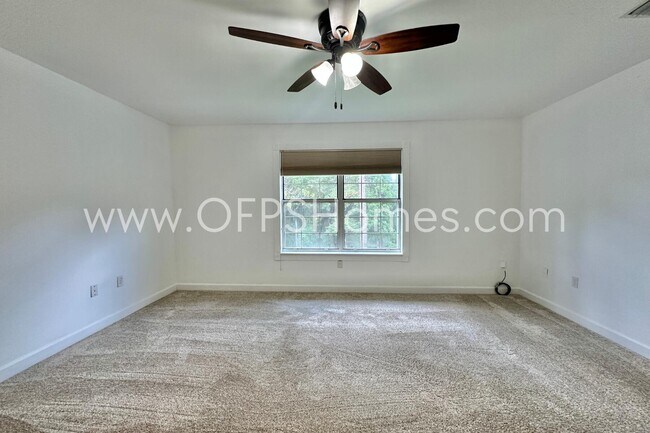 Building Photo - 324 Curacao Way
