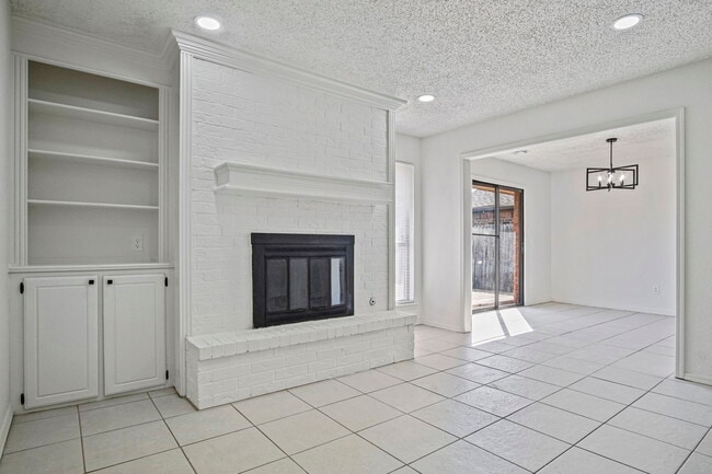 Building Photo - 8408 NW 109th St