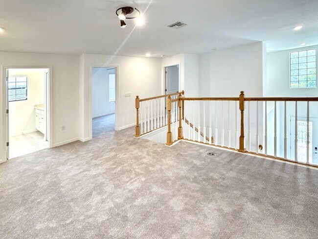 Building Photo - 11305 Shady Blossom Dr