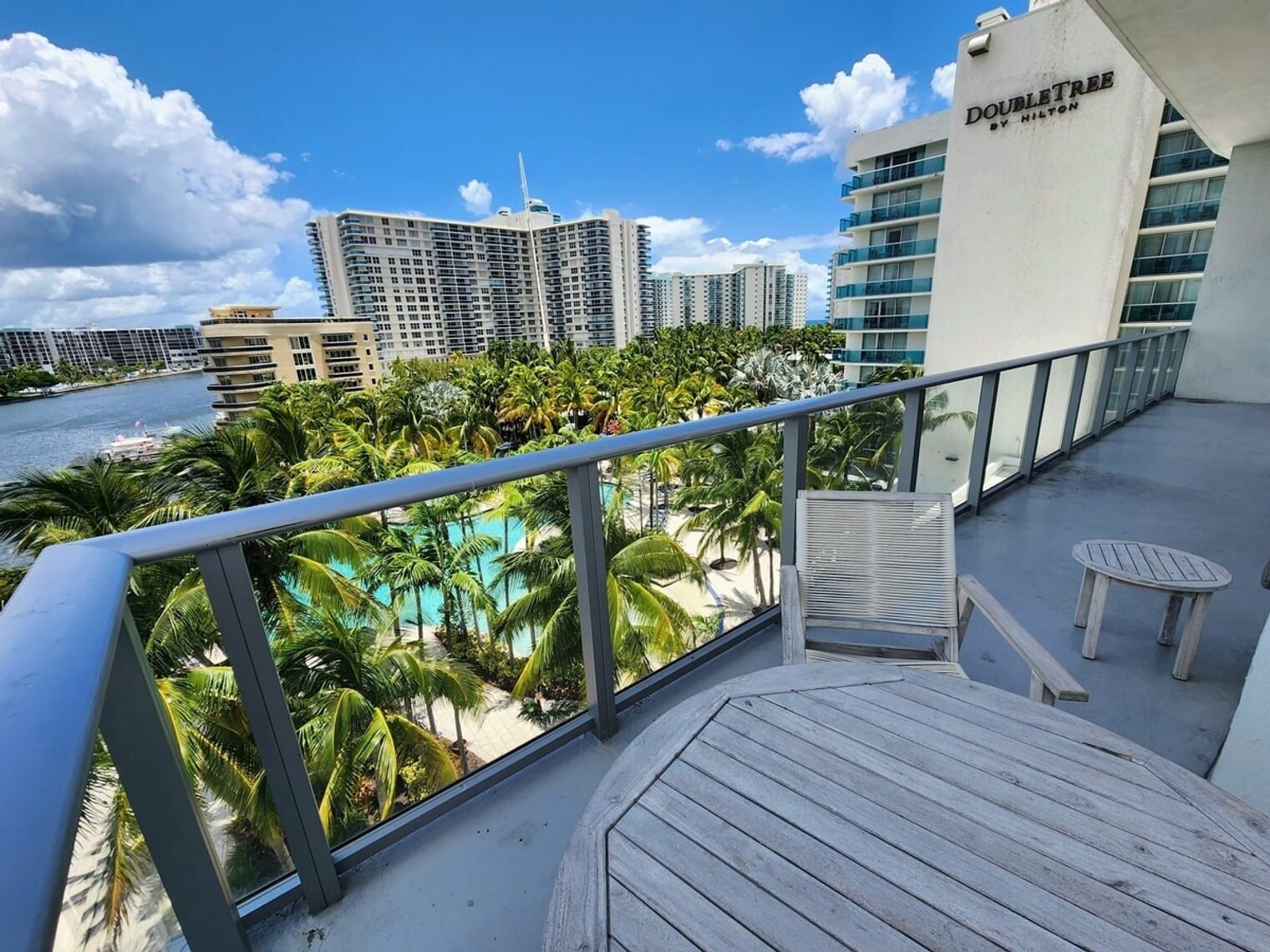 Building Photo - 2721 Hallandale Beach Blvd