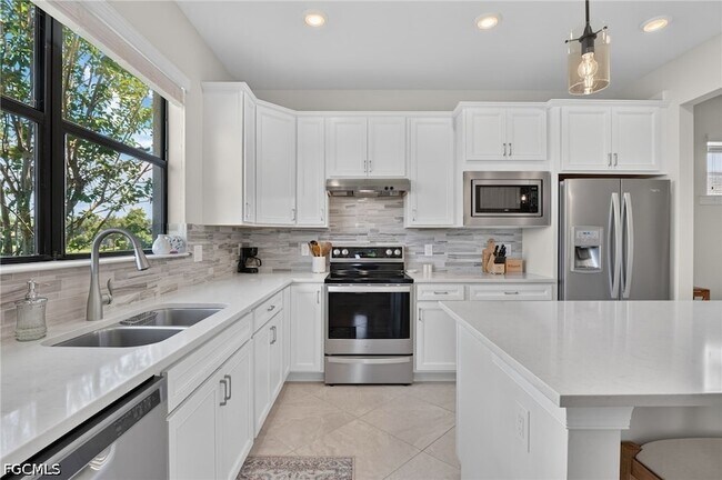 Building Photo - 12056 Westmoreland Way