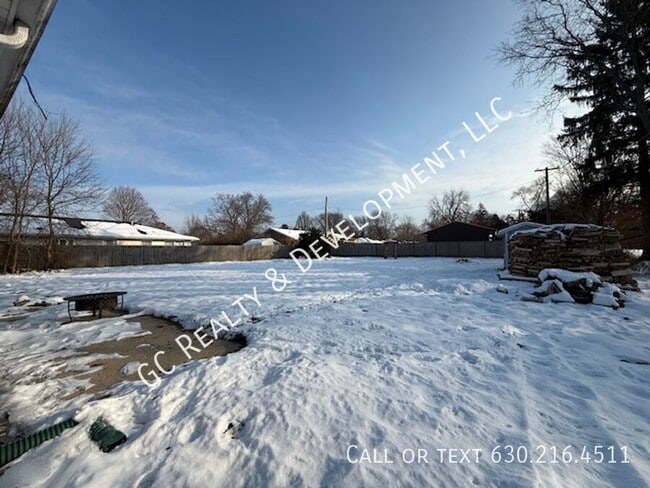 Building Photo - 838 Whitlock Ave