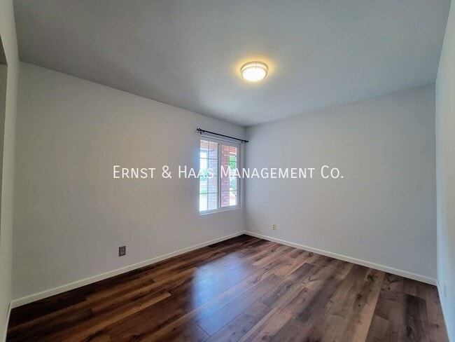 Building Photo - 10751 Andy St