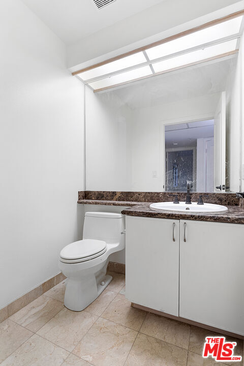 Building Photo - 1255 Federal Ave