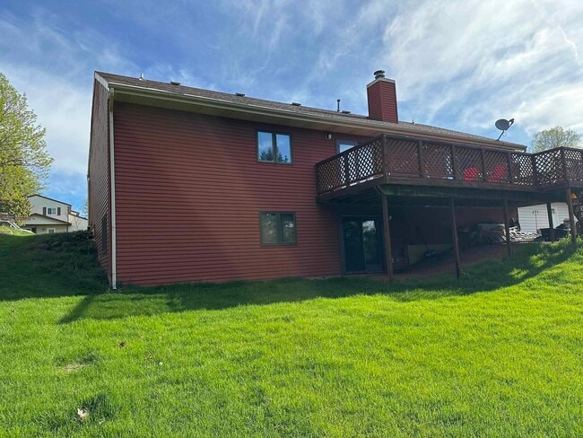 Building Photo - 543 Mahogany Way