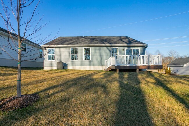 Building Photo - Beautiful One Level Home in Columbia!