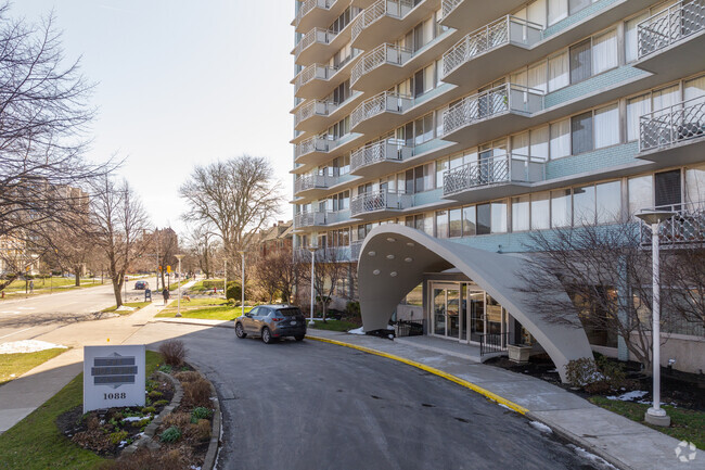 1088 Delaware Ave - Delaware Tower Condominiums