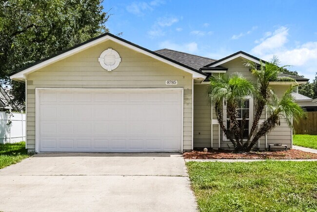 Building Photo - 8785 Chambore Dr