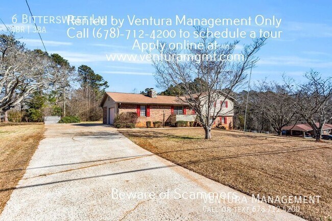 Building Photo - Spacious 4BD/ 3BA Home in downtown Newnan,...