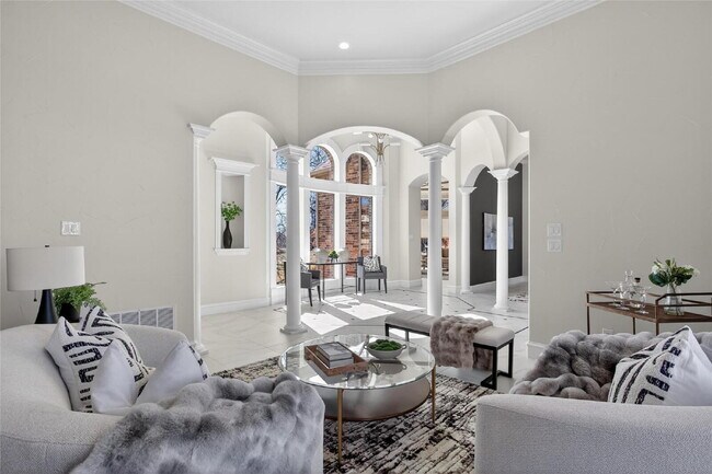 Building Photo - "Rare 5-Bedroom Estate in Guard-Gated Tour 18 on Over 1.5 Acres with Major Updates!"