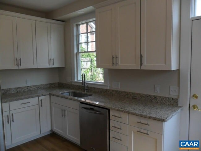 Building Photo - 1411 Gordon Ave