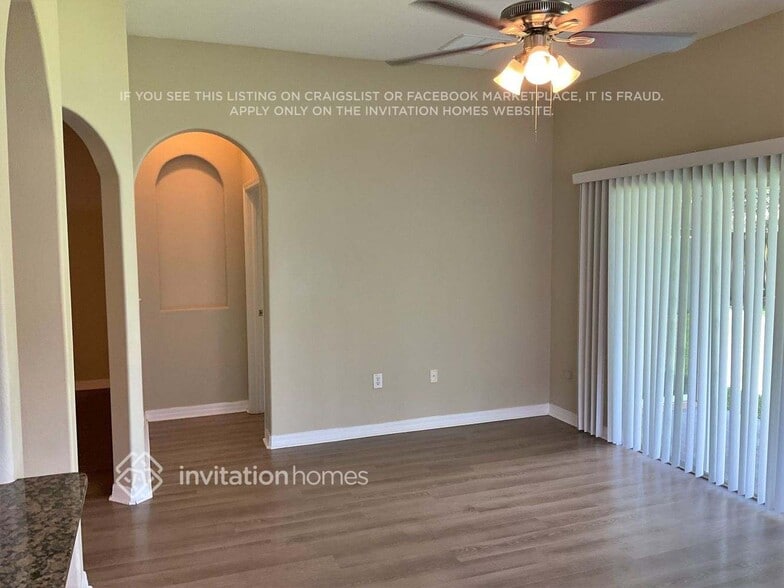 Building Photo - 7128 Royal George Ct