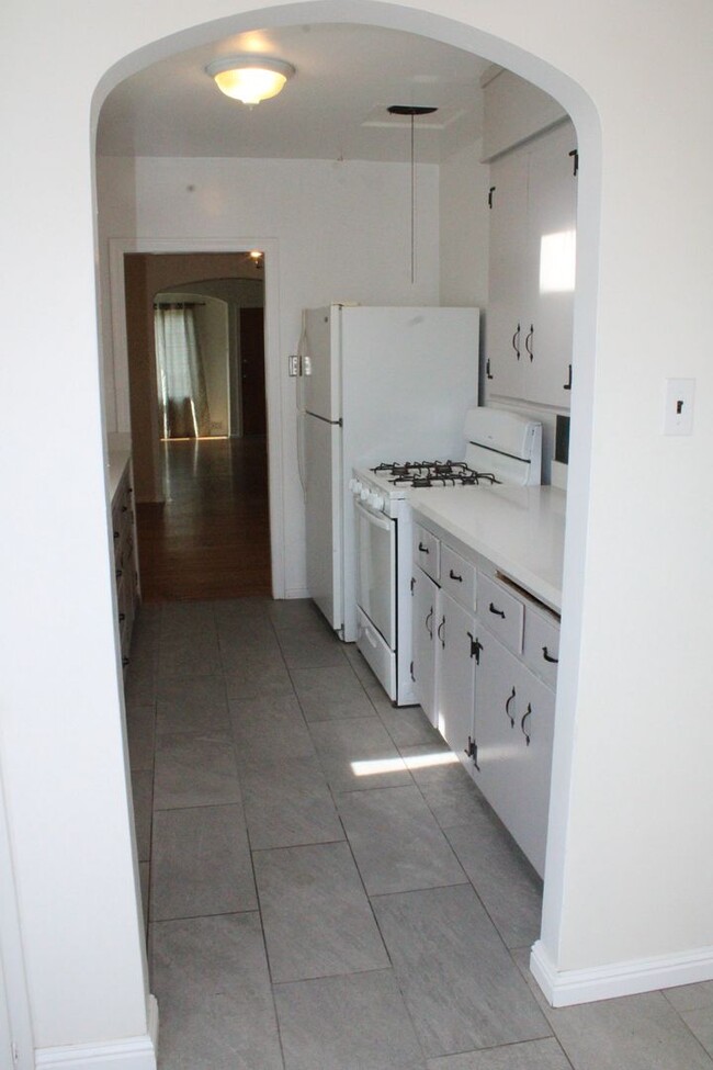 Building Photo - Cute Two Bedroom, One Bathroom House in Ri...