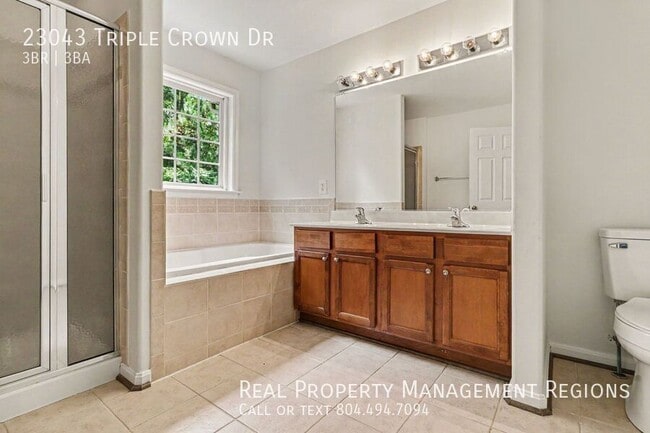 Building Photo - 23043 Triple Crown Dr