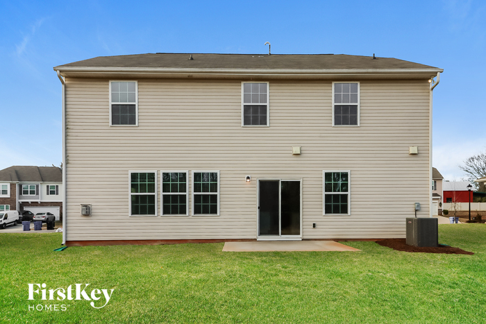 Building Photo - 127 Eden Ave