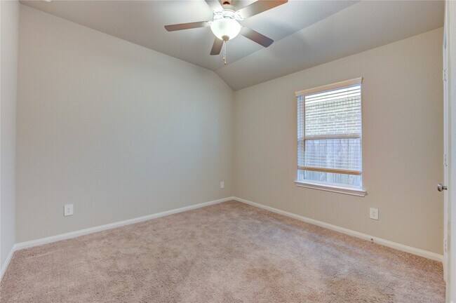 Building Photo - 1207 Cascade Hls Dr