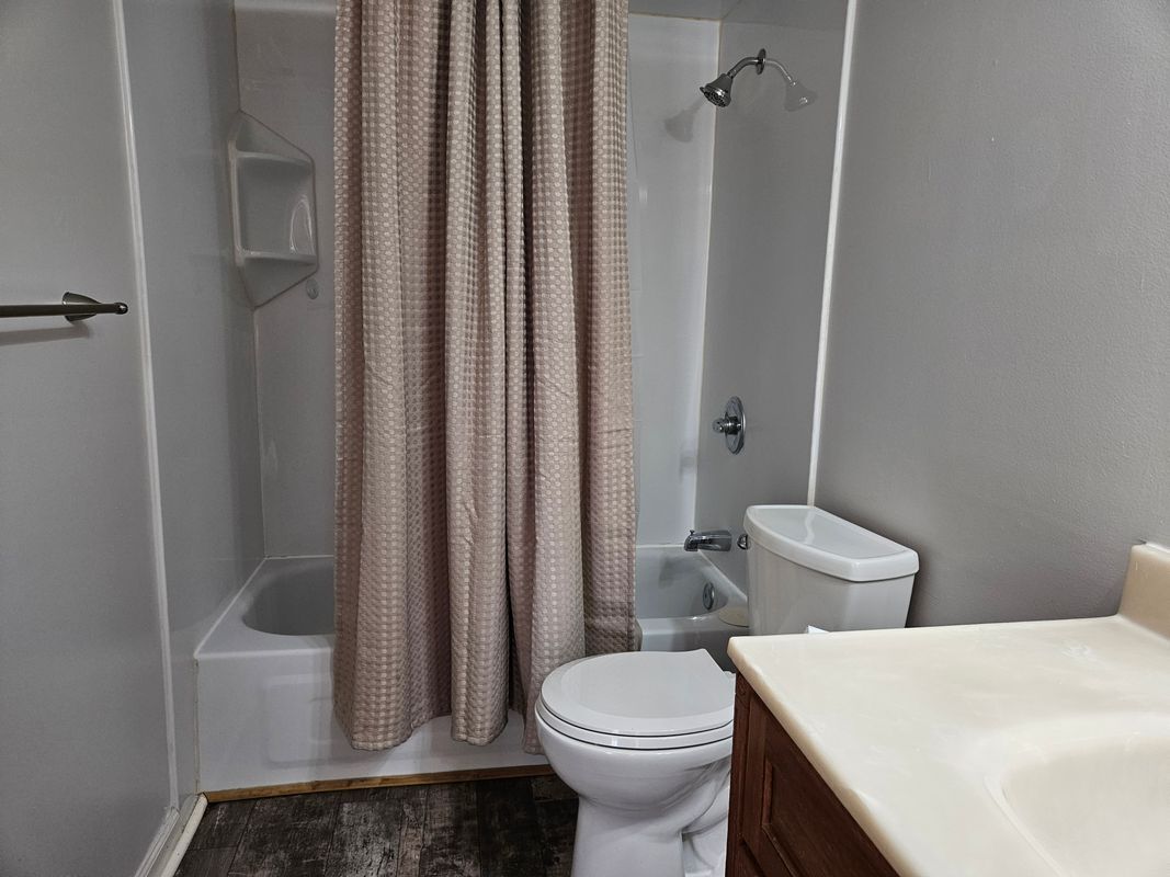 Building Photo - 8709 Candlewood Trail