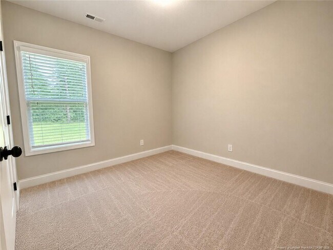 Building Photo - 621 Blawell Cir