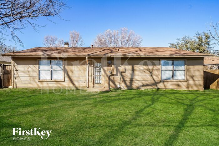 Building Photo - 1708 White Oak Ct