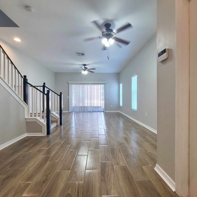 Building Photo - 6733 Lake Rochester Ln