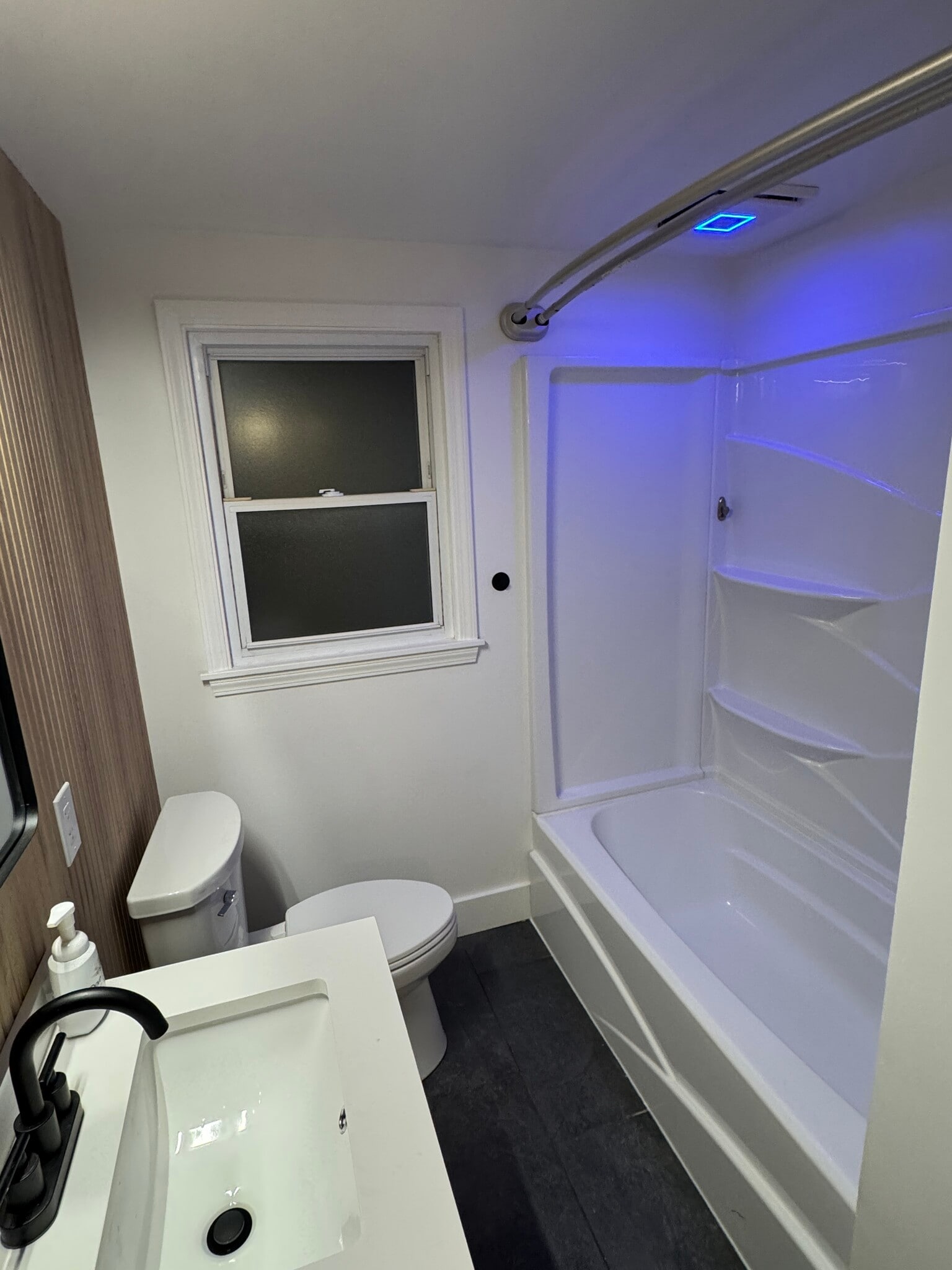 Bathroom - 249 Dunlop Ave