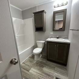 Building Photo - 21 Arbor St