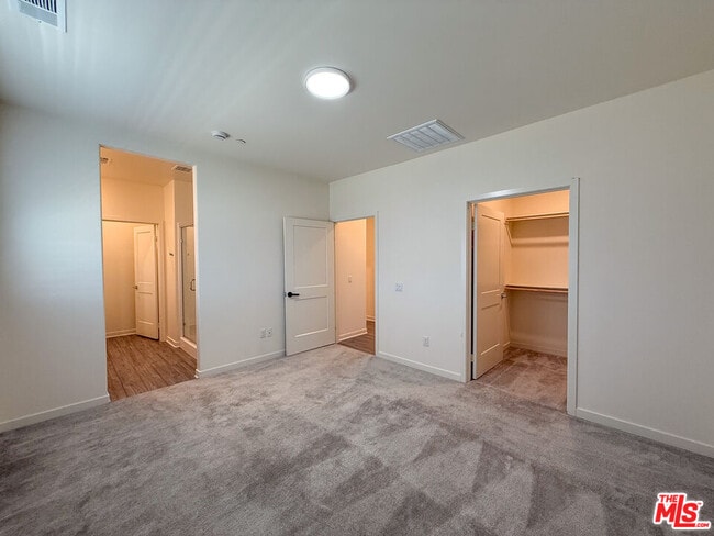 Building Photo - 8271 Spirit St