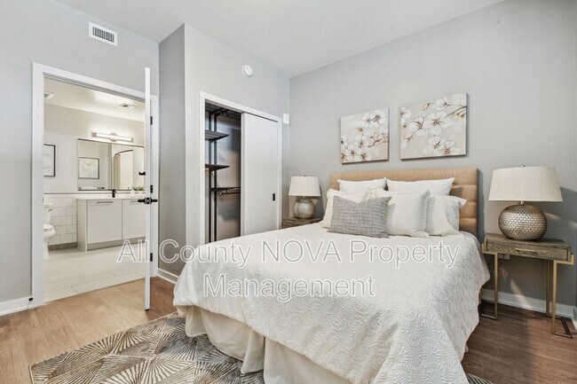 Building Photo - 1625 Eckington Pl NE