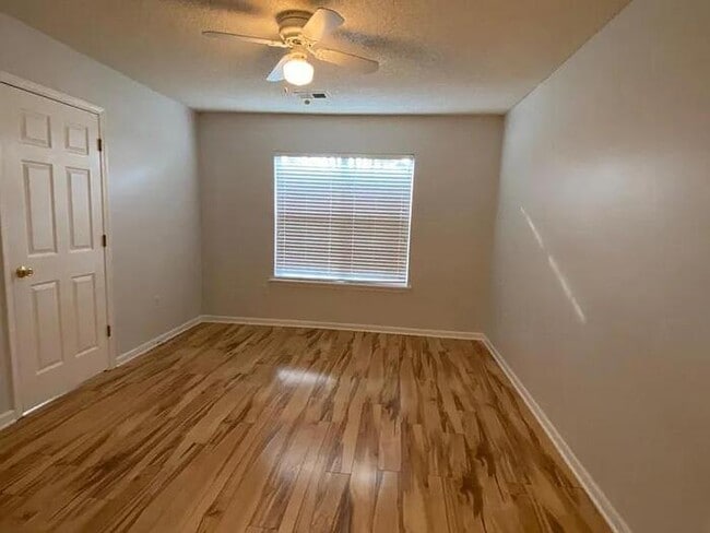 Building Photo - 12131 Bottlebrush Pl