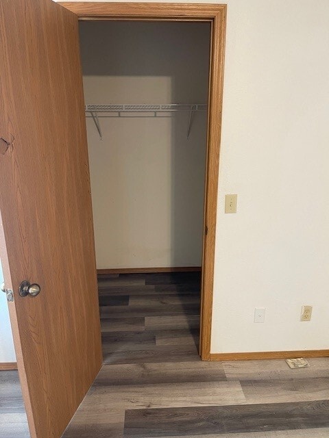 Building Photo - 3360 S Parkmont Ct