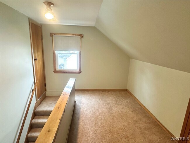 Building Photo - 6 Miami Pkwy