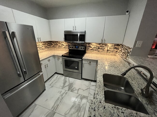 Kitchen - 300 E South St