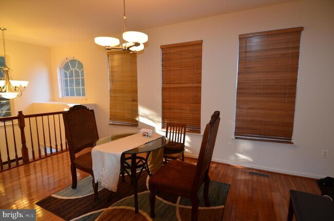Building Photo - 2946 Saxon Flowers Dr