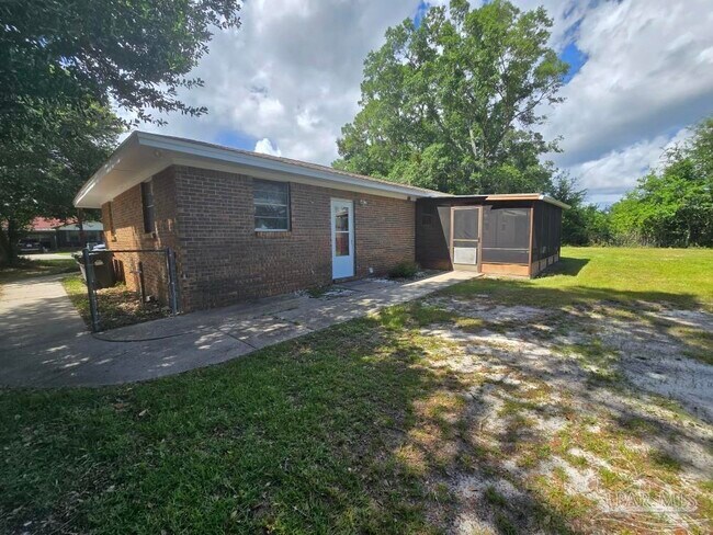 Building Photo - 8951 Mars Dr