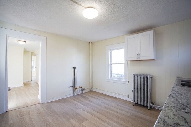 Building Photo - 8 Beaudoin Ct