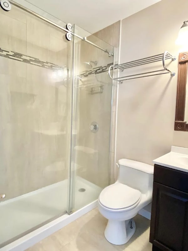 Building Photo - 14 Rendon Dr