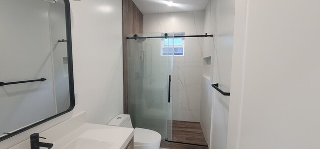 Building Photo - Modern Comfort: Beautiful Two-Bedroom ADU ...