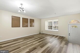 Building Photo - 23 Red Jonathan Ct