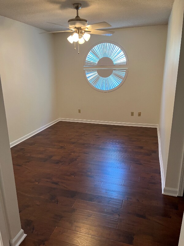 Building Photo - 5001 Grande Dr