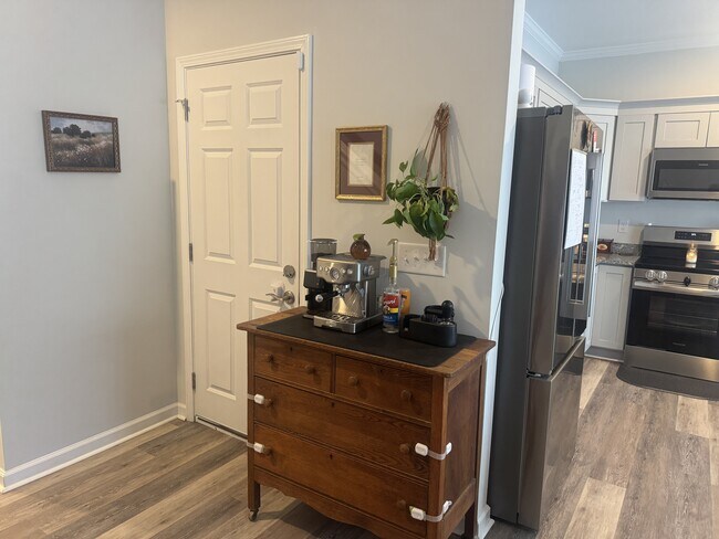 Building Photo - 247 Winstead Lp