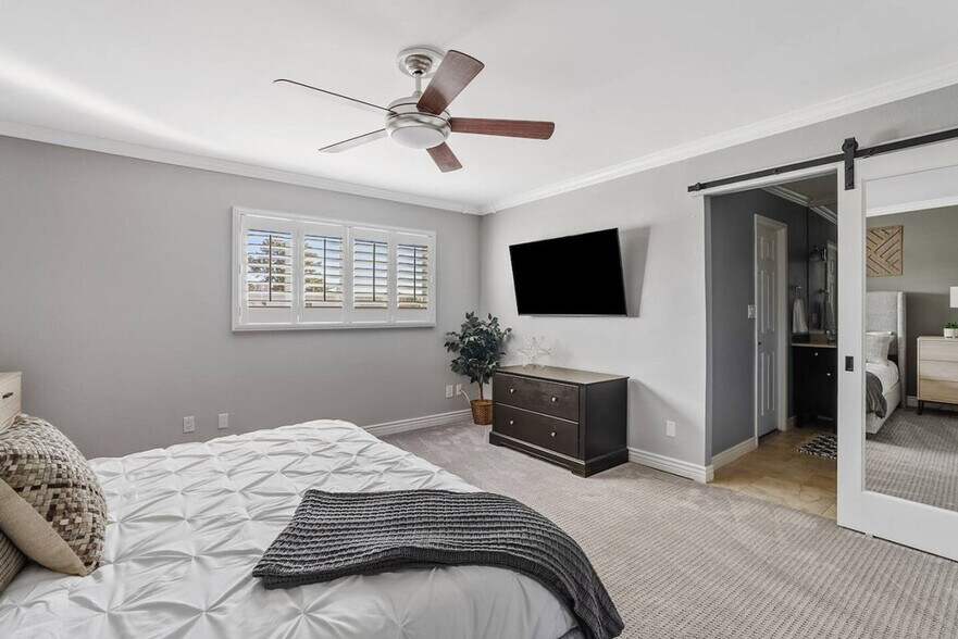 Building Photo - 8242 E Orange Blossom Ln